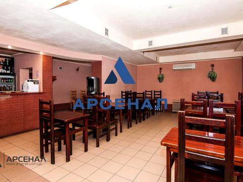 комерційна за адресою Чарівна вул., 161