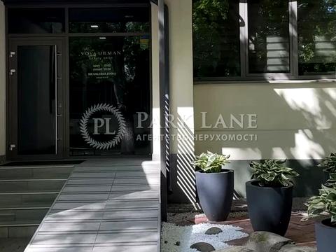 коммерческая по адресу Ивана Франко ул., 24-А