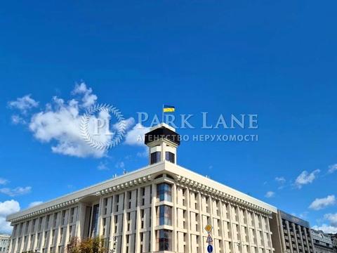 комерційна за адресою Хрещатик вул., 16