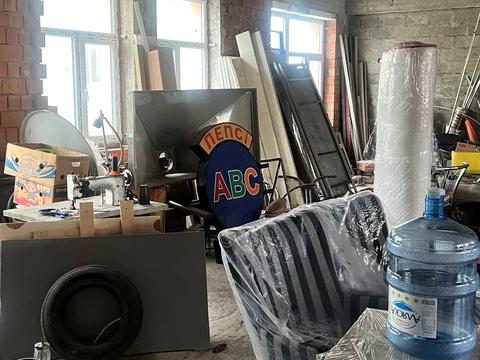 комерційна за адресою Митна вул., 25