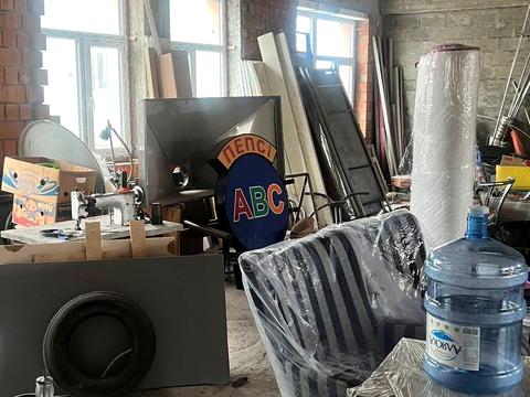 комерційна за адресою Митна вул., 25