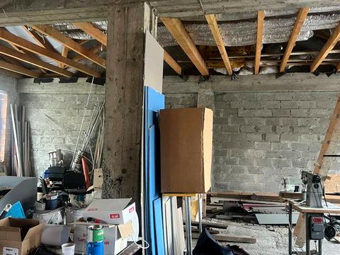 комерційна за адресою Митна вул., 25