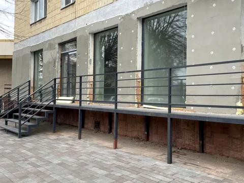 комерційна за адресою Новий бульв., 7
