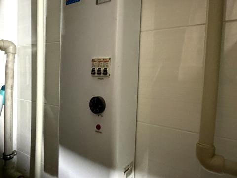 будинок за адресою Набережна