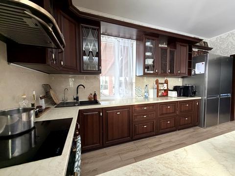 будинок за адресою Набережна