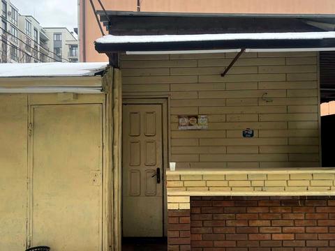 комерційна за адресою Митна вул., 25-Б