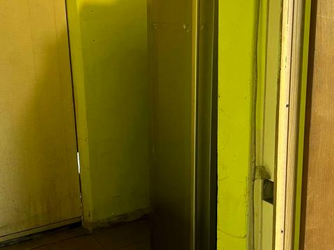 комерційна за адресою Митна вул., 25-Б