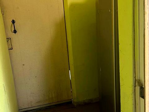 комерційна за адресою Митна вул., 25-Б