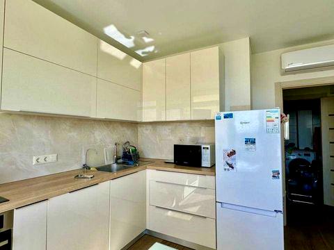 квартира за адресою Перлинна вул., 8