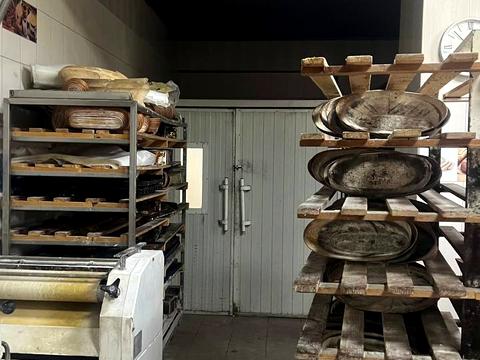 комерційна за адресою Митна вул., 25-Б