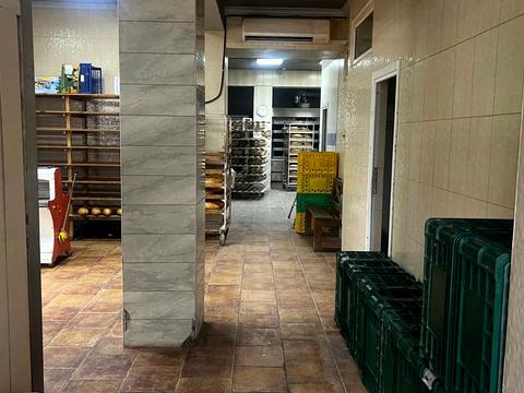 комерційна за адресою Митна вул., 25-Б