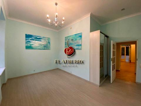 коммерческая по адресу Лютеранская ул., 12