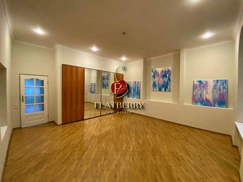 коммерческая по адресу Лютеранская ул., 12