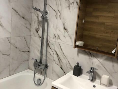 квартира за адресою Шкільна вул., 4-А