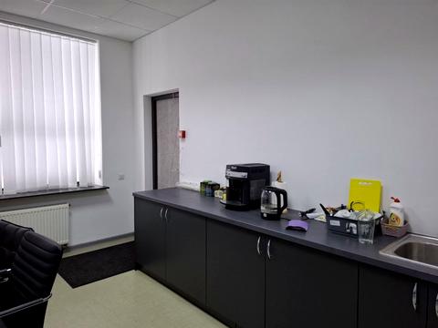 комерційна за адресою Голосіївський просп. (40-річчя Жовтня), 78/2