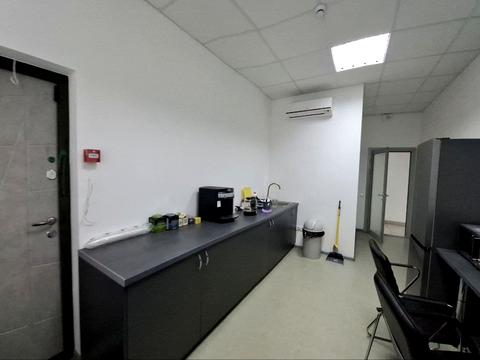 комерційна за адресою Голосіївський просп. (40-річчя Жовтня), 78/2