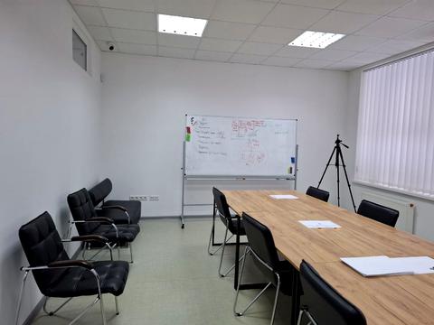 комерційна за адресою Голосіївський просп. (40-річчя Жовтня), 78/2