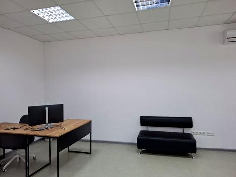 комерційна за адресою Голосіївський просп. (40-річчя Жовтня), 78/2