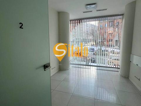 коммерческая по адресу Кловский спуск, 12-А