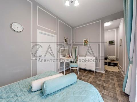 будинок за адресою с. Крушинка, Осіння