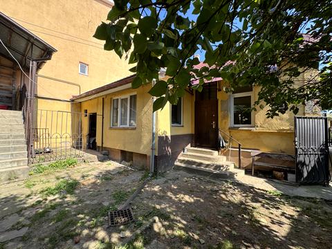 будинок за адресою Конопляна вул., 10