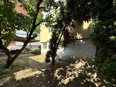 будинок за адресою Конопляна вул., 10