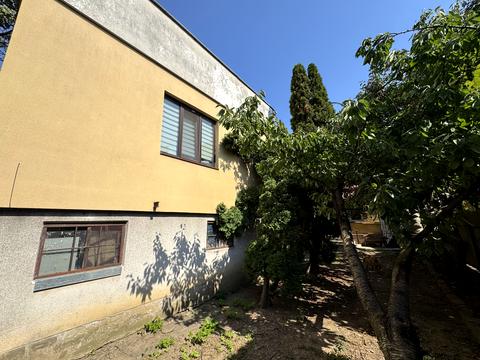 будинок за адресою Конопляна вул., 10