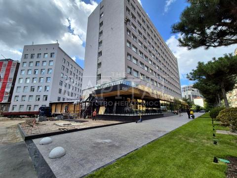 комерційна за адресою Золотоустівська вул., 3