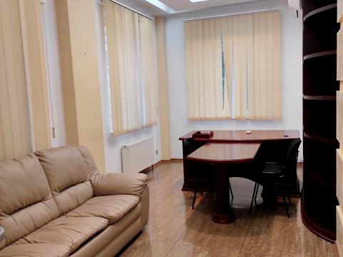 комерційна за адресою Французький бульв., 49А