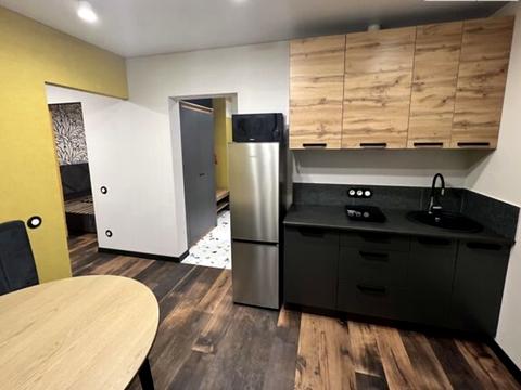 квартира за адресою Стеценка вул., 75-Р