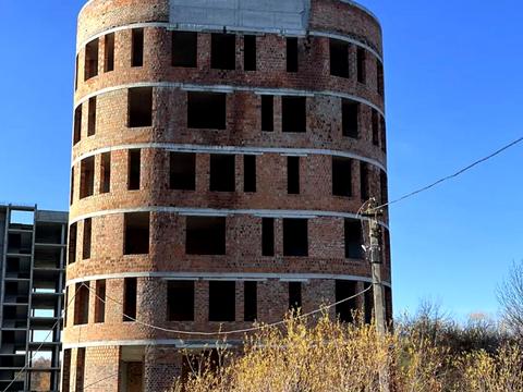 комерційна за адресою Микулайчука, 38