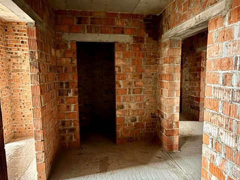 комерційна за адресою Микулайчука, 38