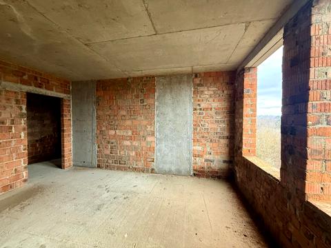 комерційна за адресою Микулайчука, 38