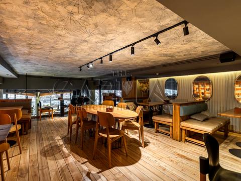 коммерческая по адресу Жилянская ул., 69-71