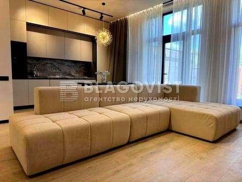 будинок за адресою Центральна вул., 11