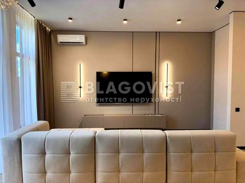 будинок за адресою Центральна вул., 11