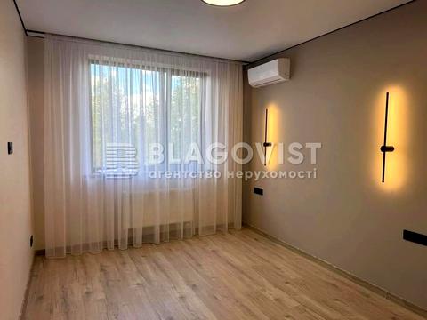 будинок за адресою Центральна вул., 11