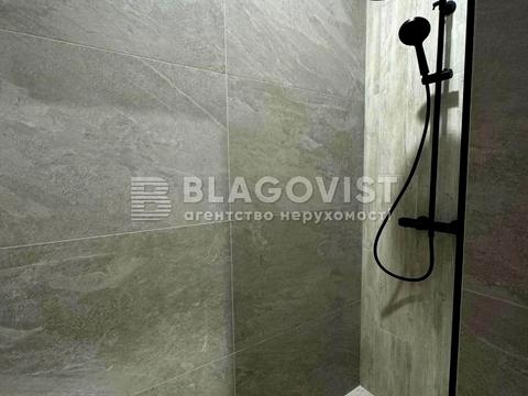 будинок за адресою Центральна вул., 11