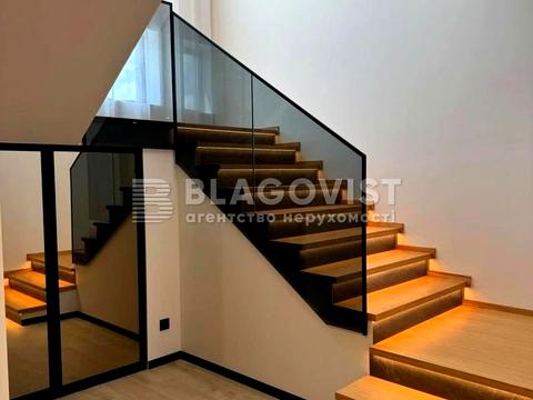 будинок за адресою Центральна вул., 11