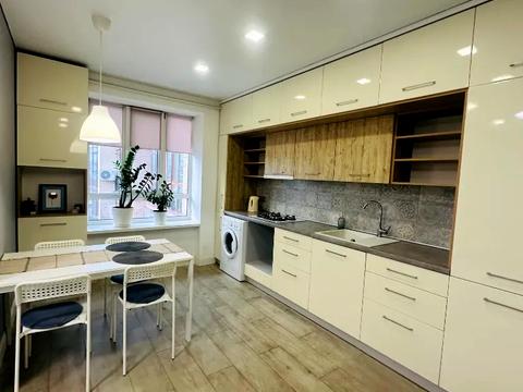 квартира за адресою Володимира Антоновича вул. (Свердлова), 36-К