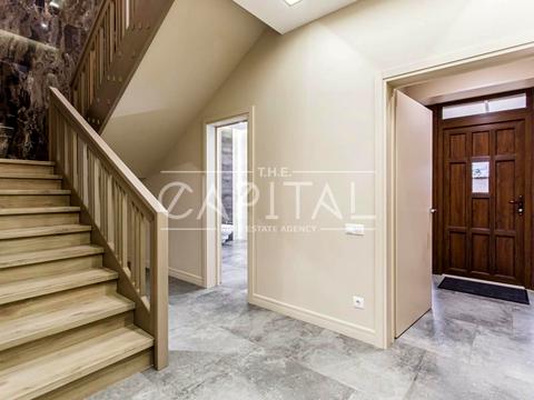 будинок за адресою Абрикосова вул., 7-а