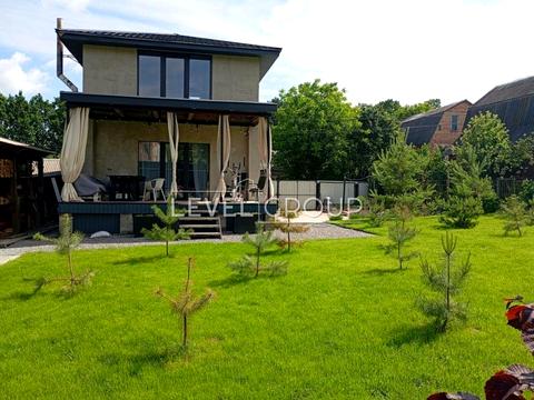 будинок за адресою Квітнева вул.