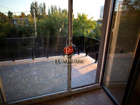 будинок за адресою Олега Мудрака вул. (Генерала Наумова)