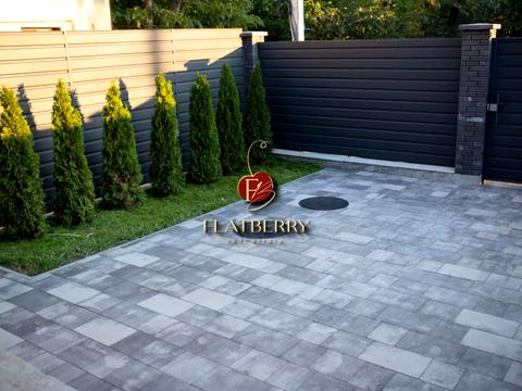 будинок за адресою Олега Мудрака вул. (Генерала Наумова)