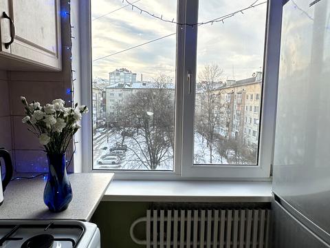 квартира за адресою Тролейбусна вул., 15