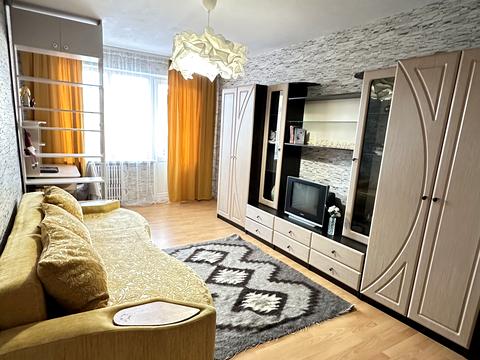 квартира за адресою Тролейбусна вул., 15