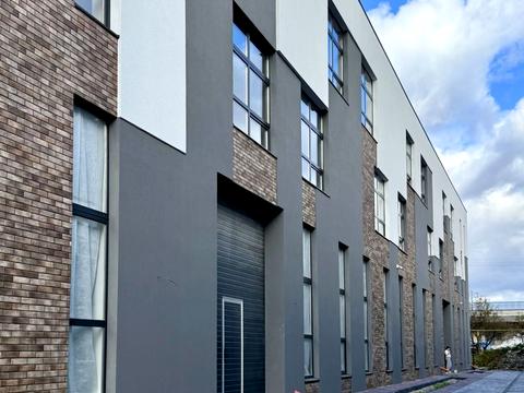 комерційна за адресою Трудова, 15/1