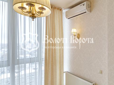 квартира за адресою Героїв полку "Азов" вул. (Маршала Малиновського), 8