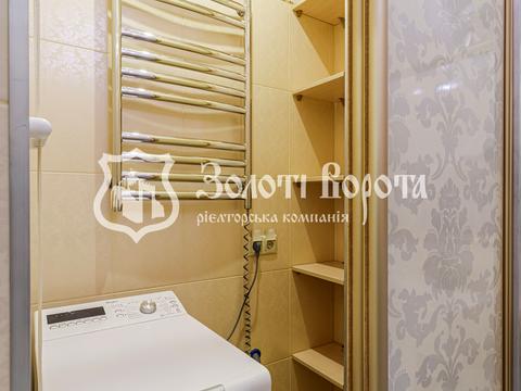 квартира за адресою Героїв полку "Азов" вул. (Маршала Малиновського), 8