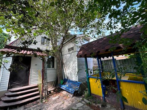 ділянка за адресою 